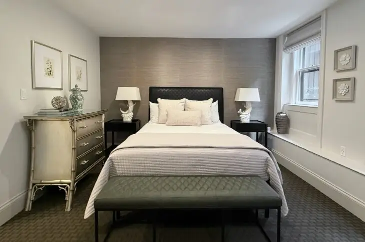 ROOMS & SUITES